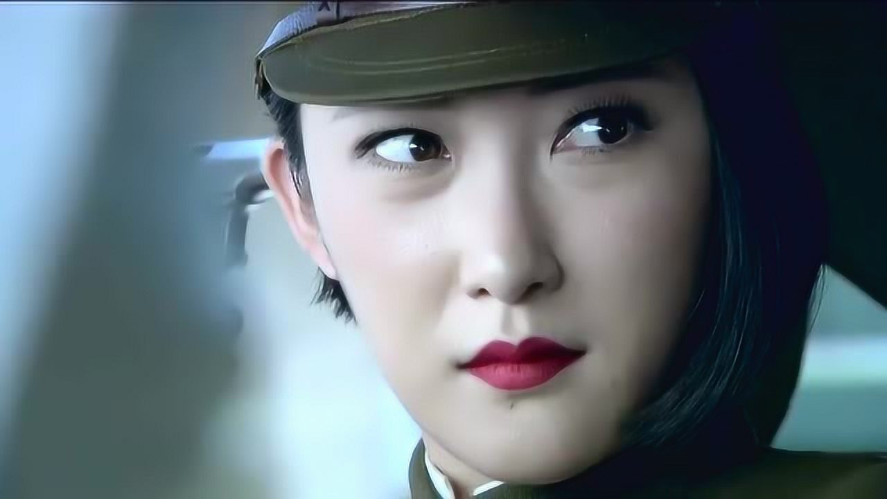 女八路军大战女鬼子,女鬼子被打的无还手之力!