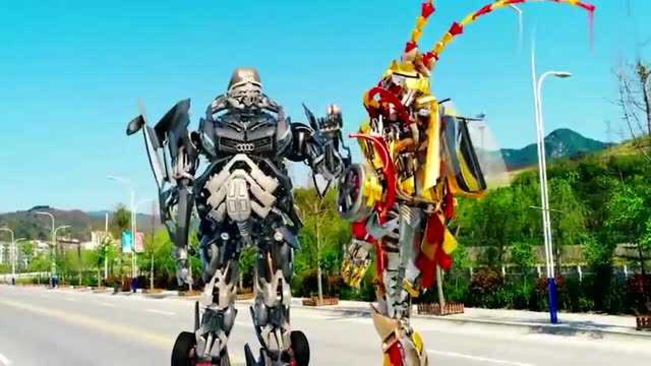 致敬经典:机械孙悟空猪八戒模仿唐伯虎点秋香!真是太搞笑了