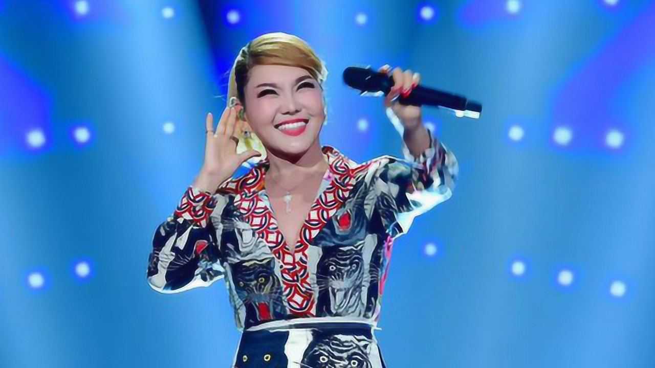 乌兰图雅最骄傲的一首草原歌曲歌声欢快充满了个性