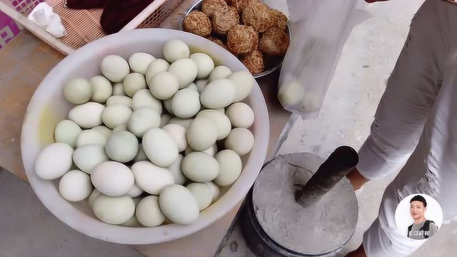 四川绵阳:北川禹里镇包盐蛋,吃着喷香,巴适得板