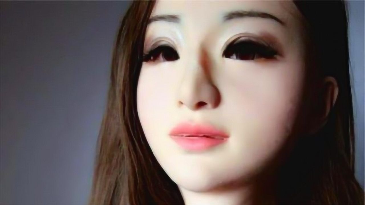 老外发明易容术人皮面具60岁大爷秒变18岁少女惊呆了