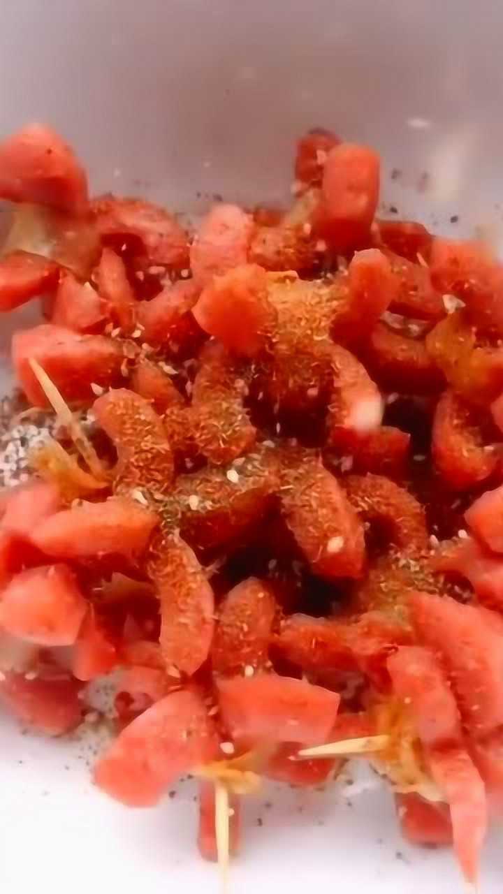 开花炸火腿肠,色香味俱全