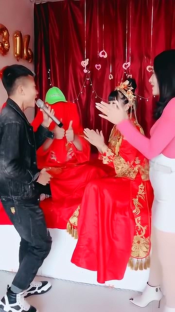 闹洞房隔壁二蛋又来捣乱