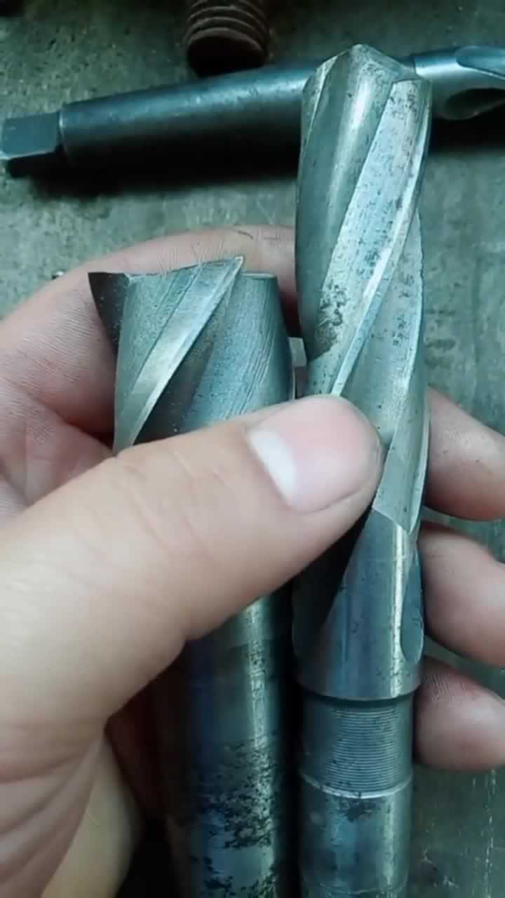 60大的钻头第一次见,还磨的这么好