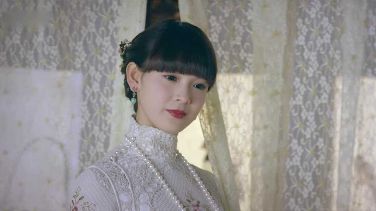 无心法师:岳绮罗一身白色蕾丝镂空旗袍出场,惊艳了无心