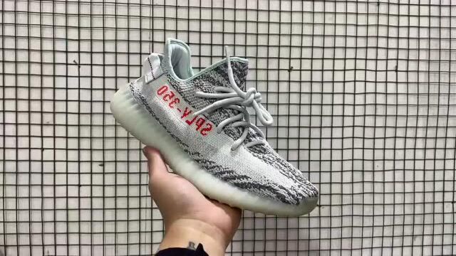 Yeezy 350V2 冰蓝实拍