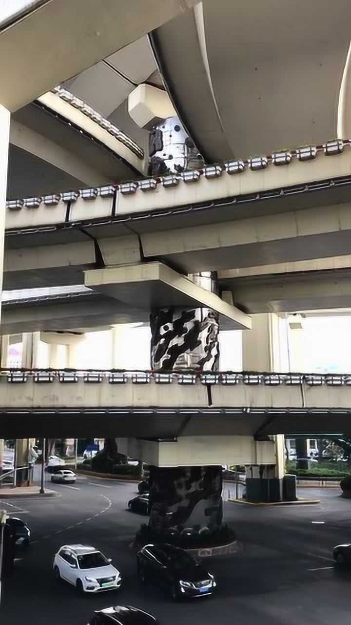 上海九龙柱,支撑着四层路面的高架桥,真真正正的黑科技!