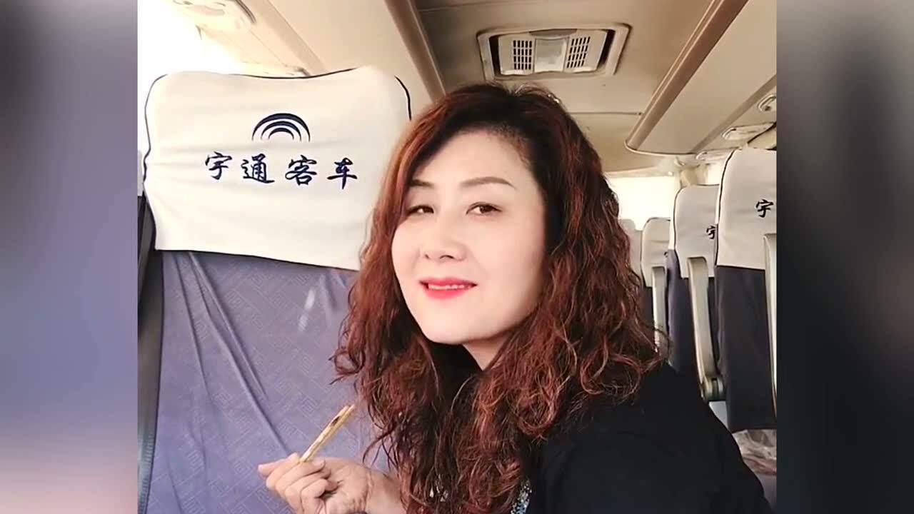 天津巴姐31年驾龄a1大巴车女司机在网上火了厉害