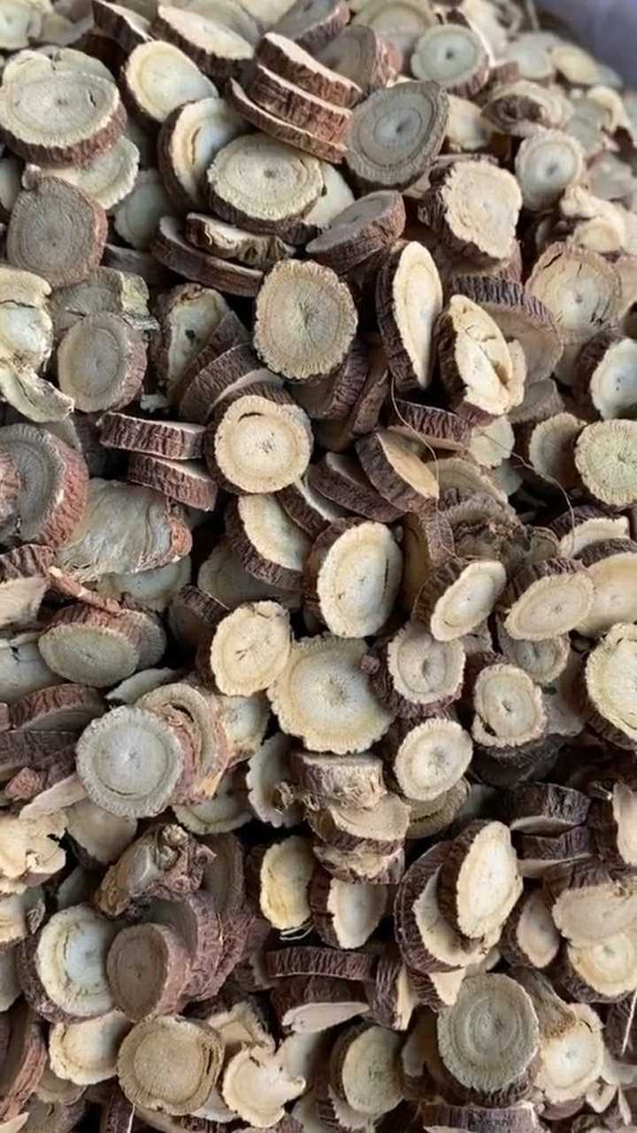 甘草产地新疆,补脾益气清热解毒祛痰止咳缓急止痛,调和诸药