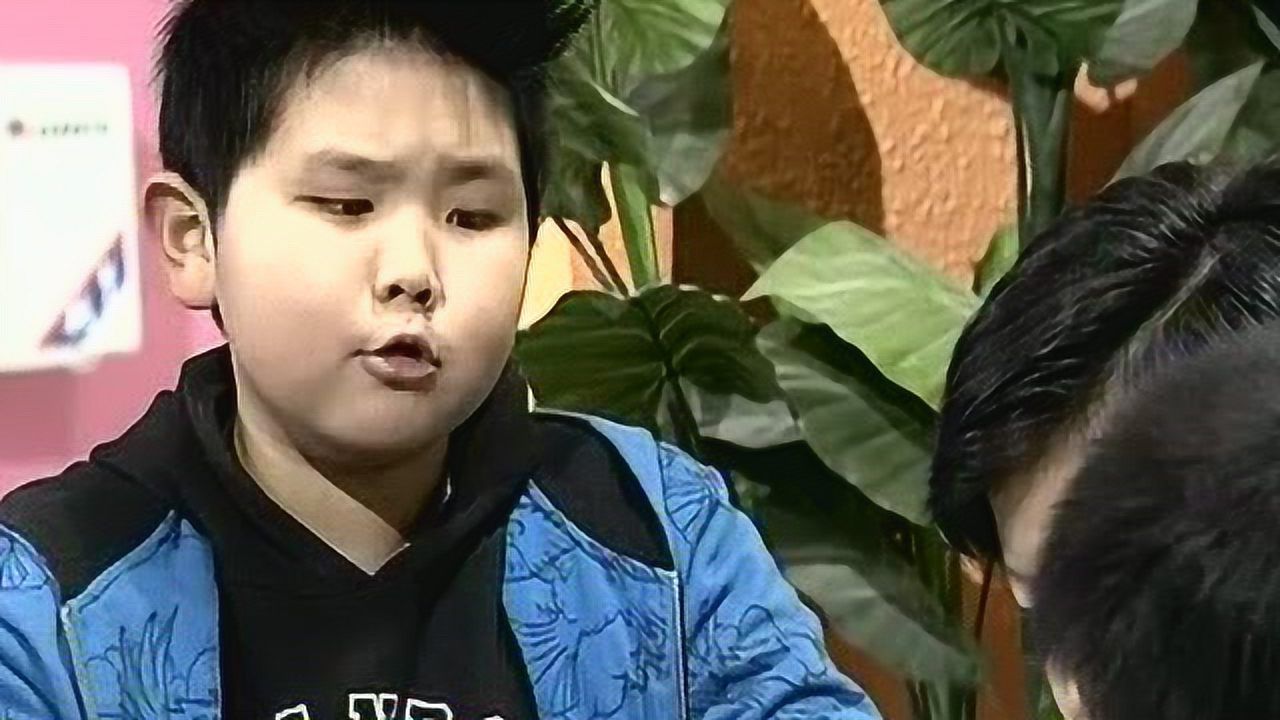 星际精灵蓝多多:养鱼一星期100,包子被坑了!