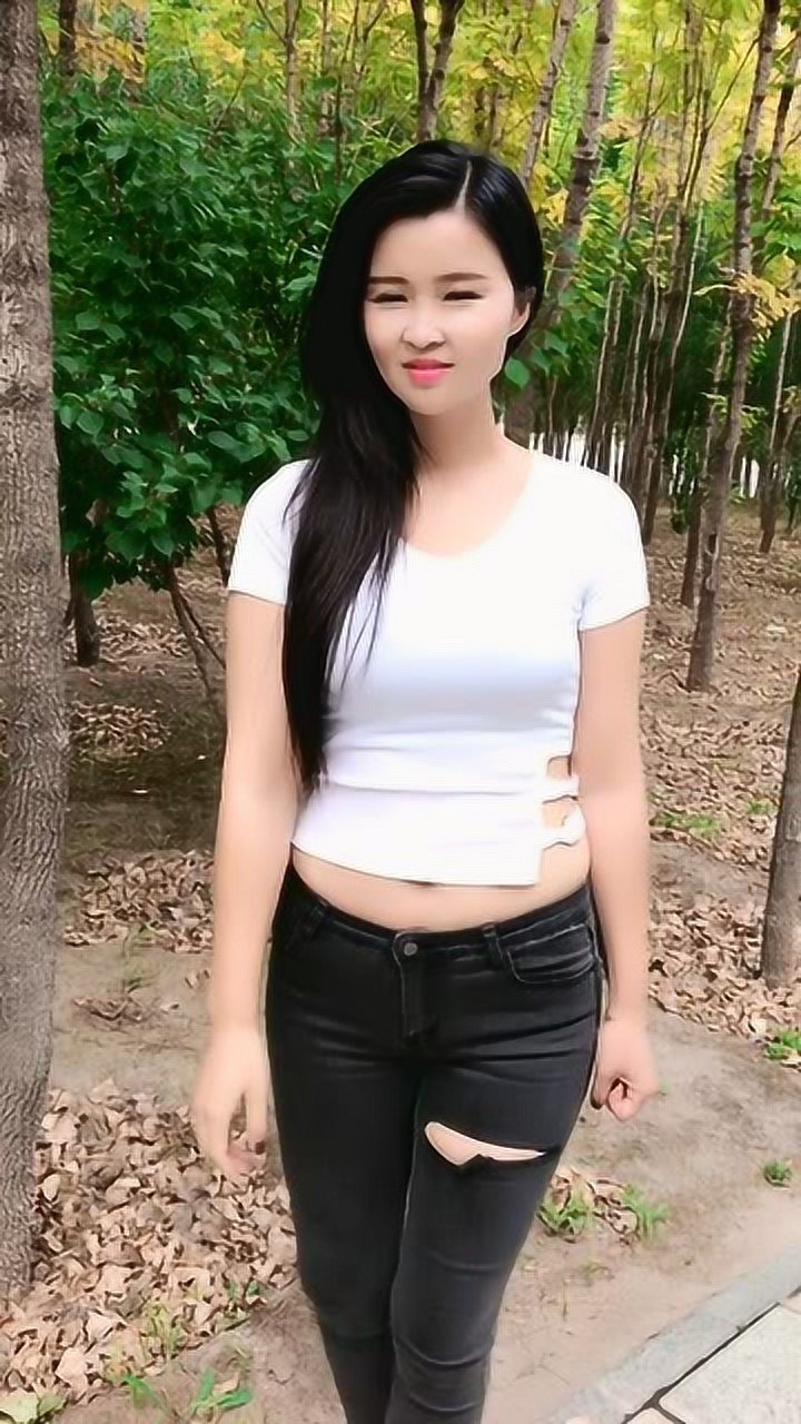 丰满女人身材很迷人