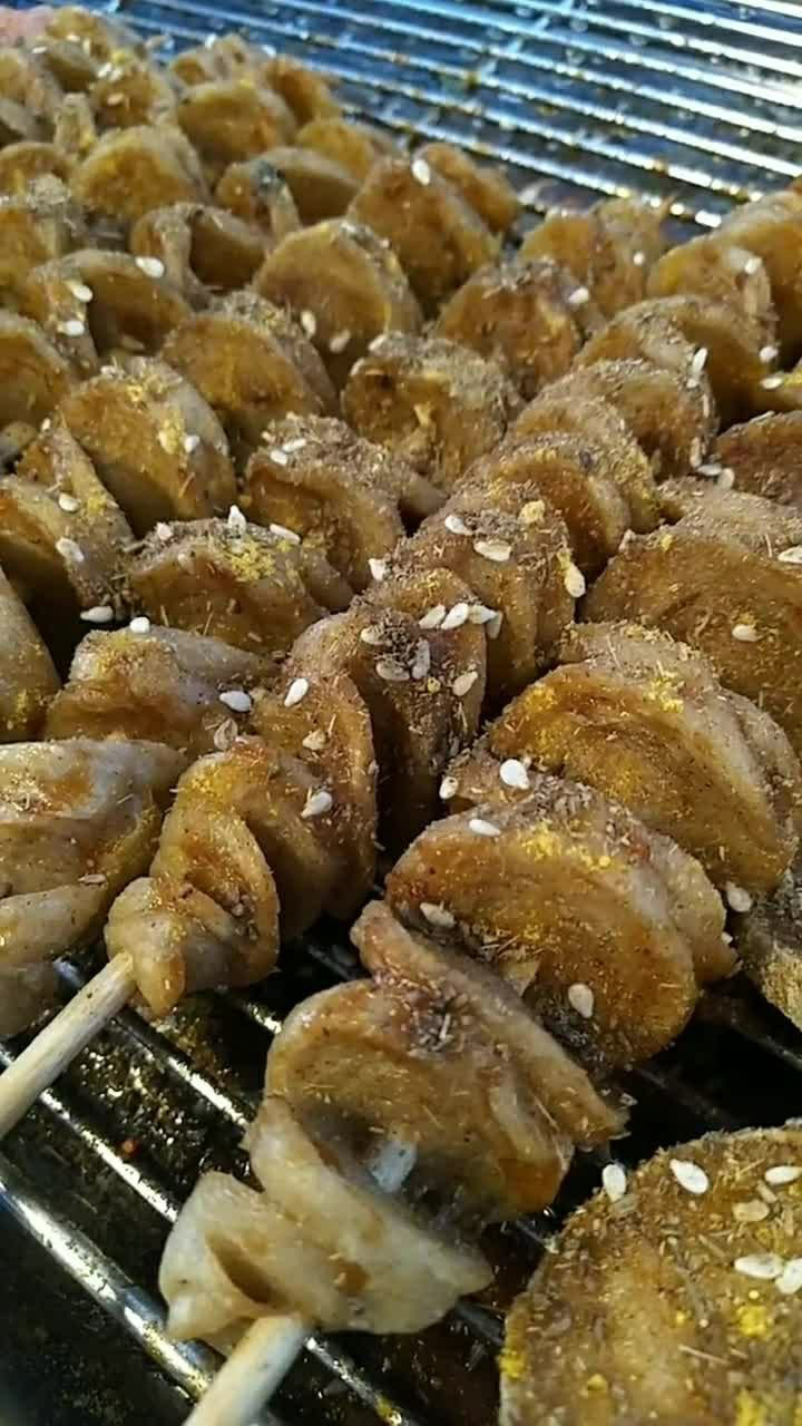 特色油炸面筋,比烤的还好吃,味道一级棒!