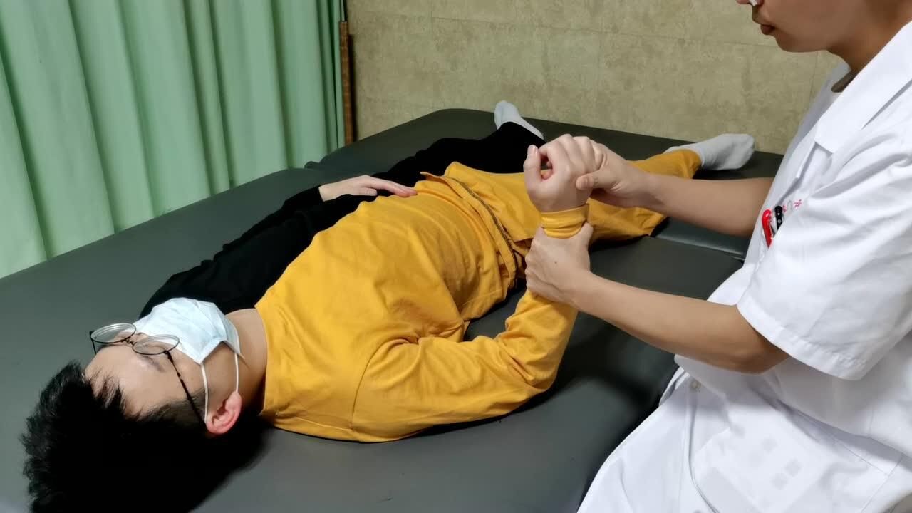 居家康复之腕关节的被动运动