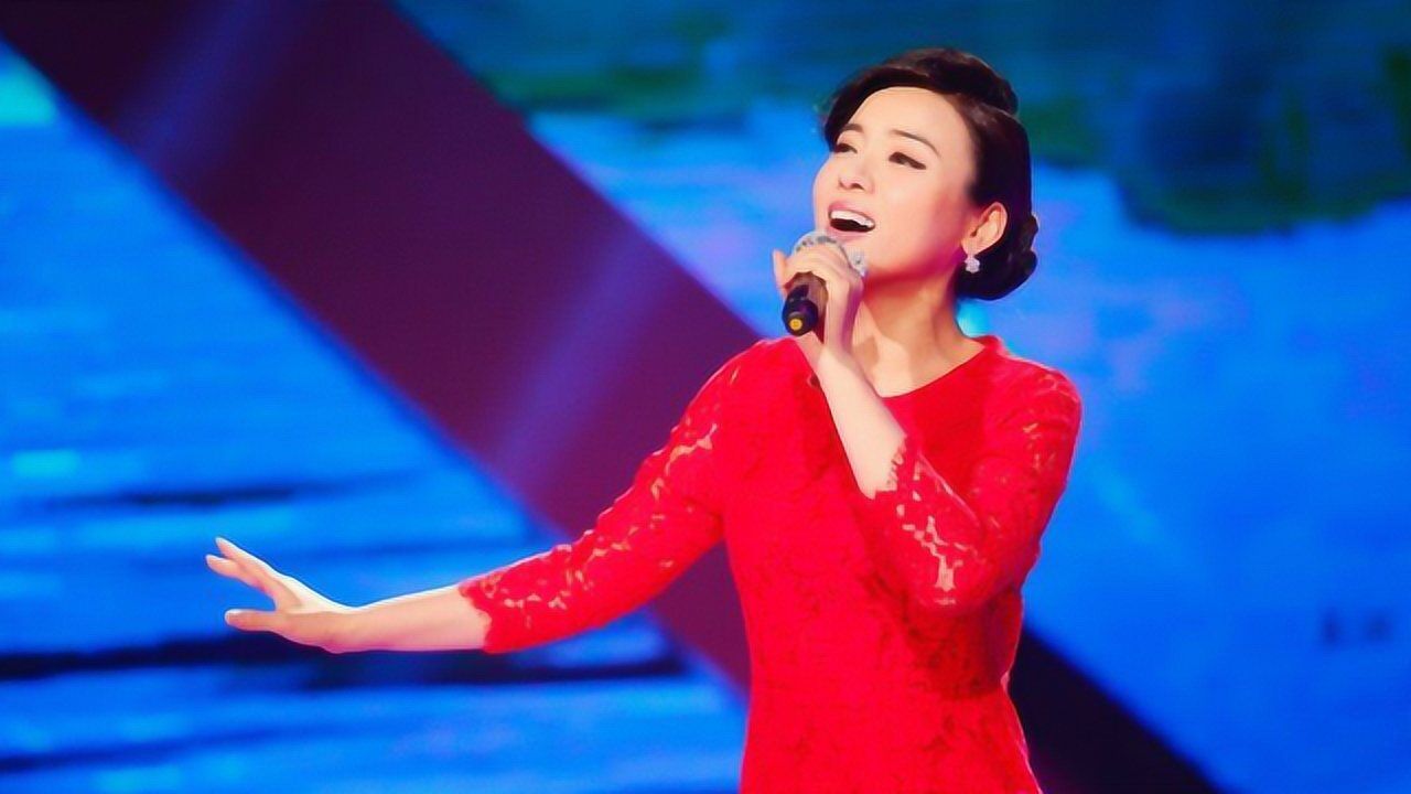 陈思思演唱《最美的人》,教科书级别的演唱,百听不厌!