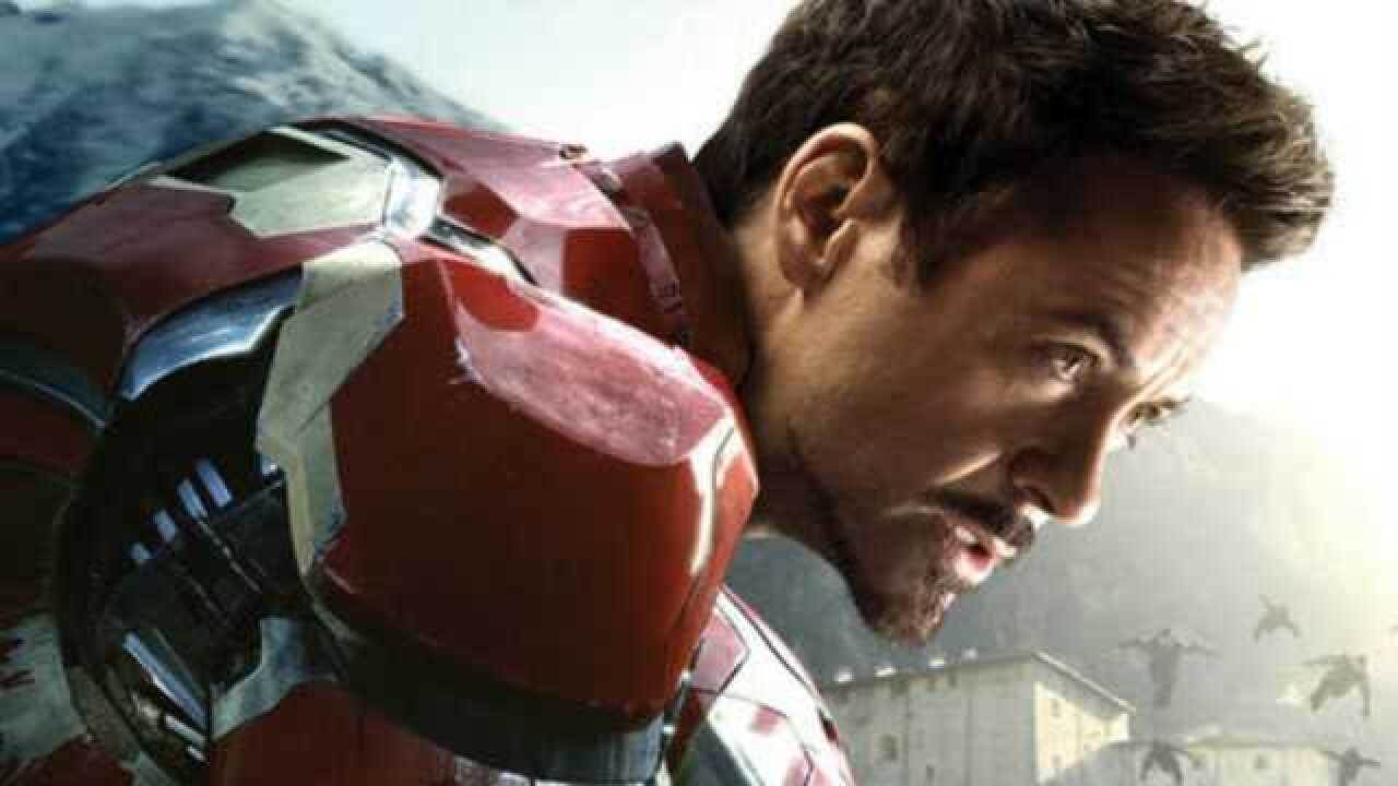 钢铁侠救命恩人,伊森博士救2次,机械臂关键时刻出手,奇异博士用宝石换