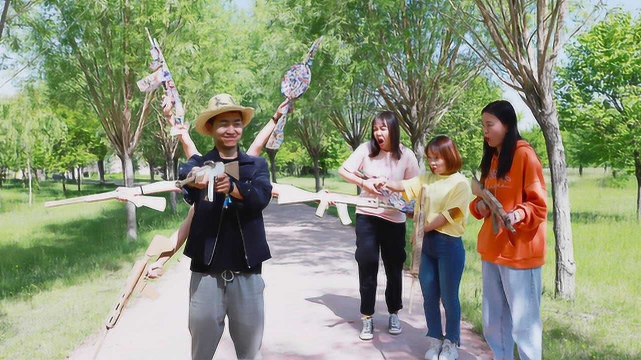 真人和平精英游戏大圣变身千手观音百弹齐发轻松吃鸡