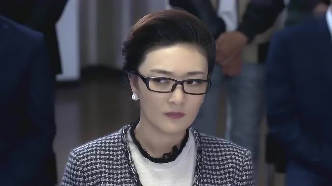 金浩说宣璐璐是自己的未婚妻卢思思眼眶里都是泪