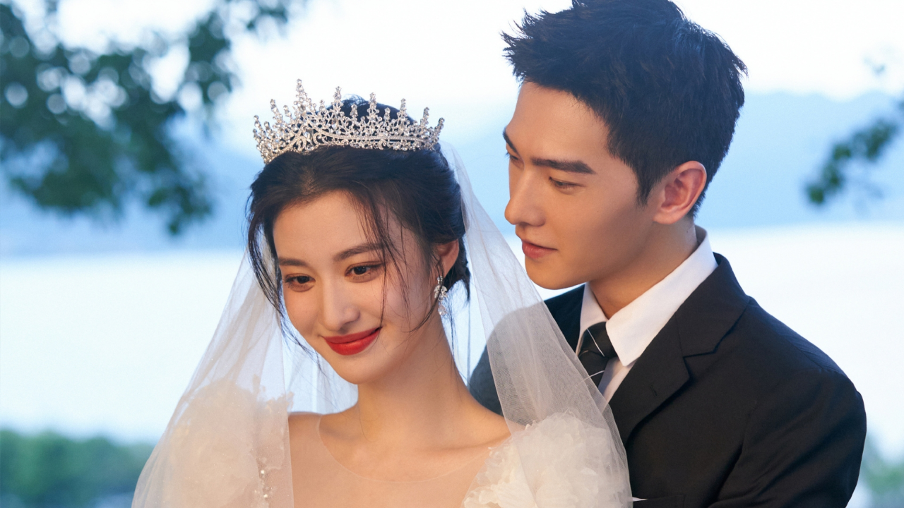 狗仔曝王楚然在杨洋酒店过夜,男方助理每天接送,此前刚曝已分手