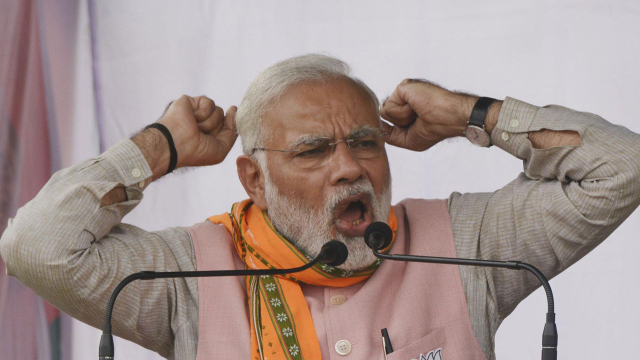 连演都不演一下印度庭审中企高管时检方当众交给法官一封密信