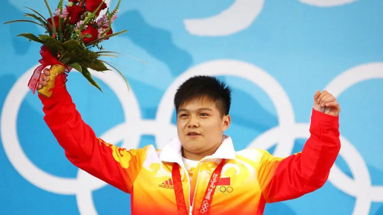 体育竞技比高考残酷?奥运冠军说举重不出成绩他就会回去杀猪