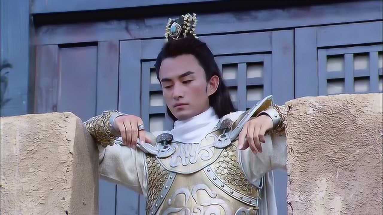 武三思拿孩子做人质逼薛刚兄弟俩自相残杀薛刚无奈重伤亲弟弟