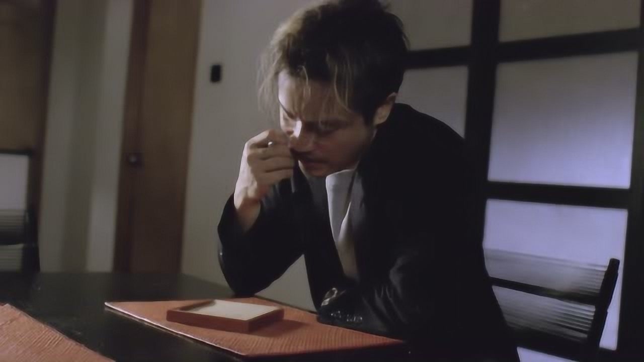 星月童话张国荣你太坏了想趁美女睡着后偷吻人家现代版渣男