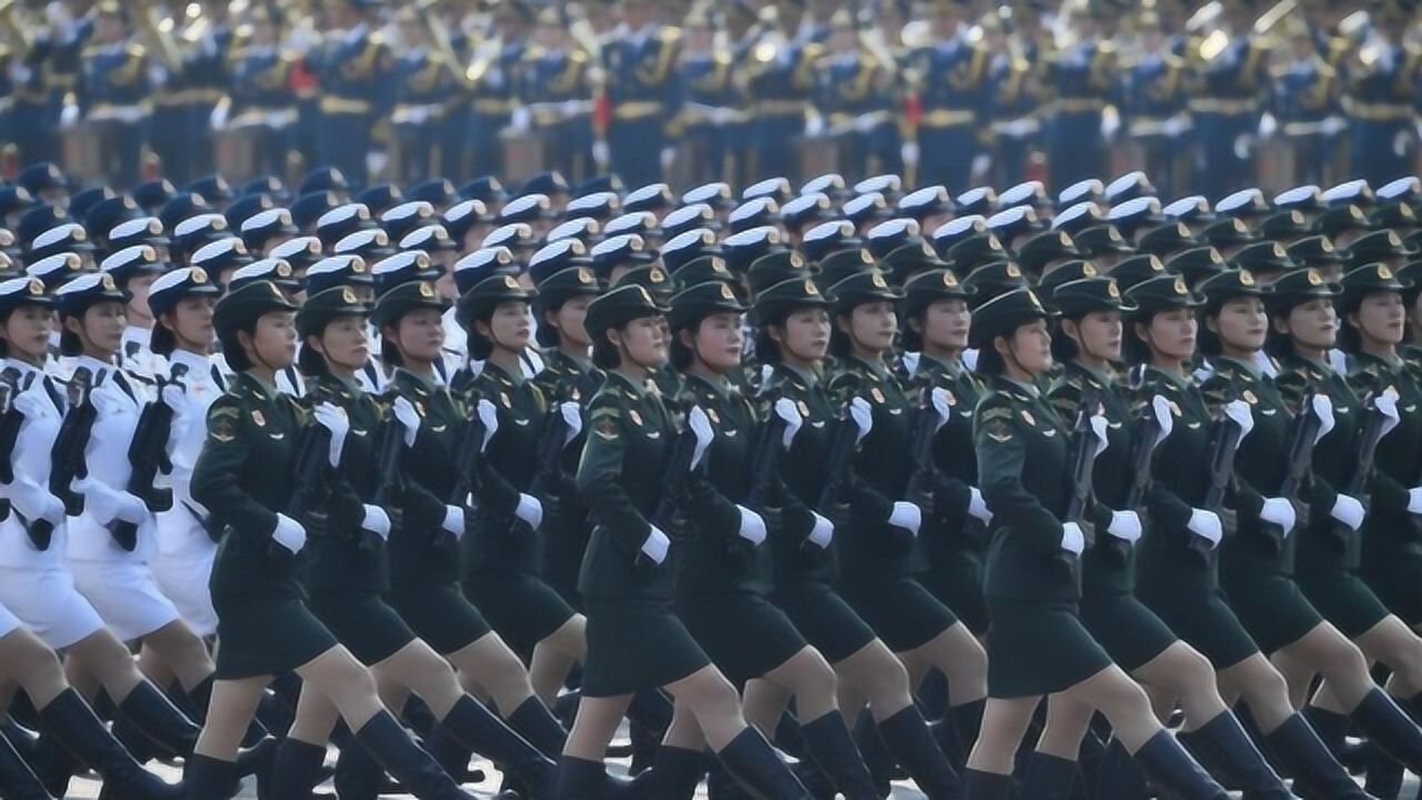 新中国成立70周年大阅兵之徒步方队_踩点高燃！70秒看尽70周年阅兵仪式_高清1080P在线观看平台_腾讯视频