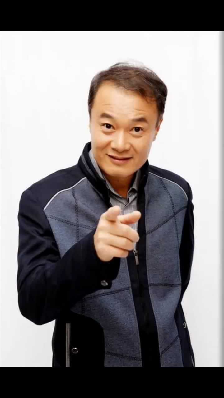 还记得渴望里的王沪生扮演者孙松吗喜欢