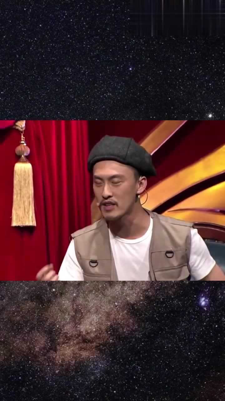 许君聪问秦岚三个问题,每个问题都包袱十足,全场笑声一片!