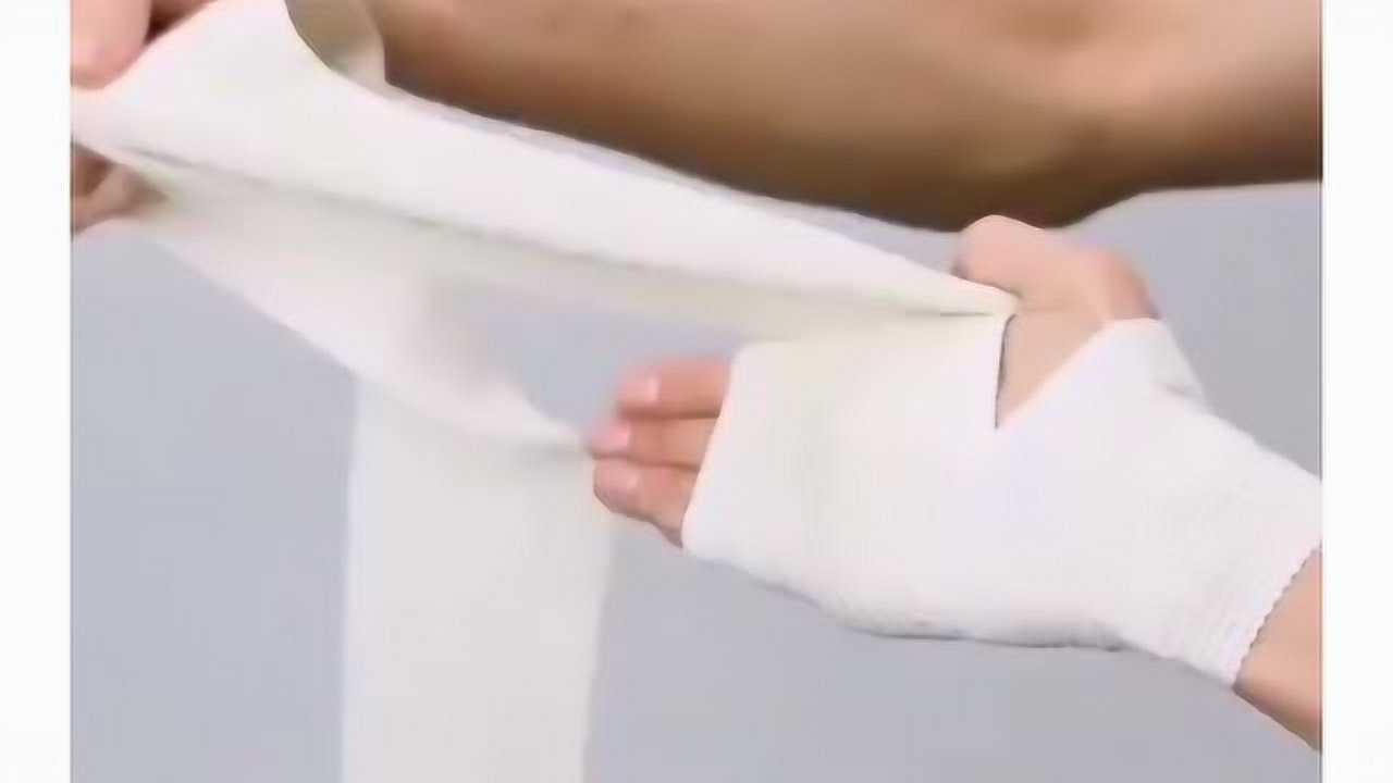 手或脚受伤了绷带的正确缠法，可惜很多人不知道，赶紧来学学吧_高清
