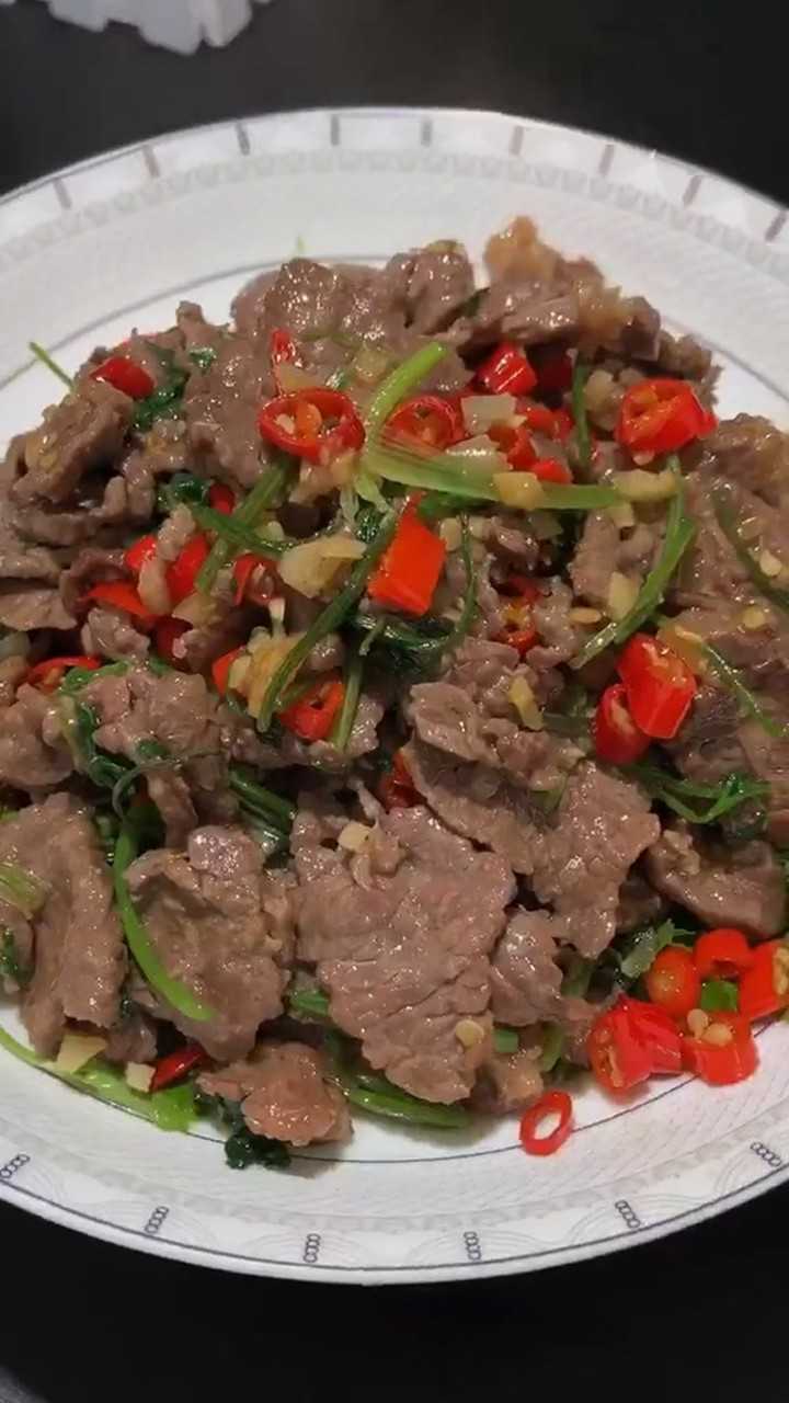 牛肉這樣子炒,肉嫩味鮮_騰訊視頻