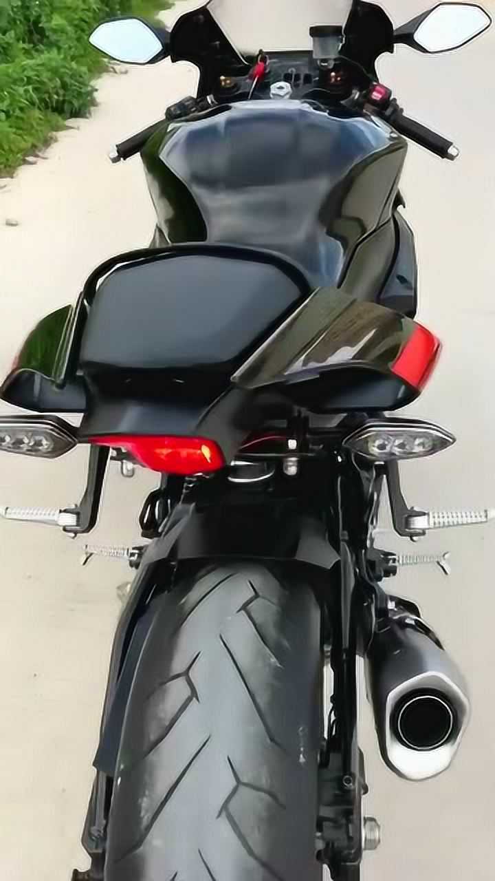 雅马哈r1十字曲轴的魅力