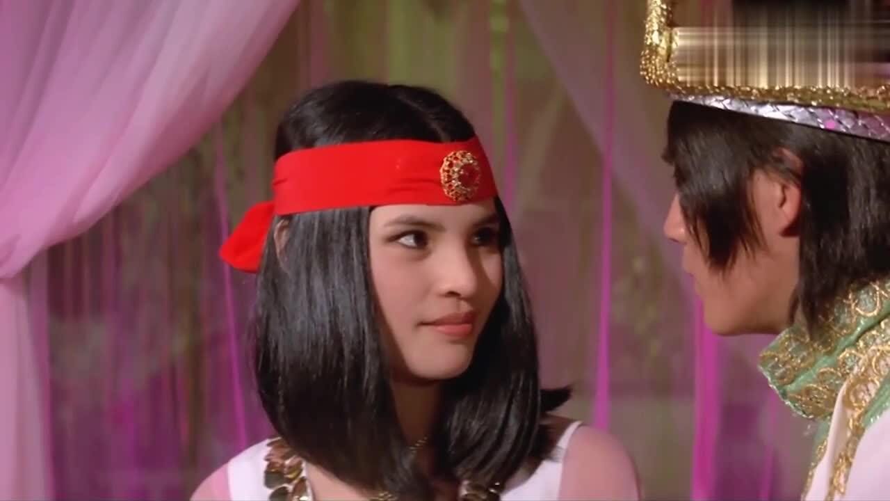 蛇王子洞房花烛夜王子只有变成蛇才行黑琴一点都不嫌弃