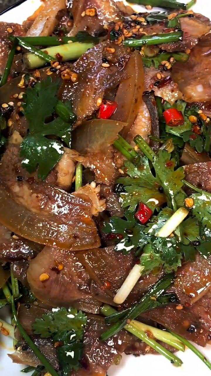 煮熟的牛头肉这样凉拌实在是太好吃太美味了