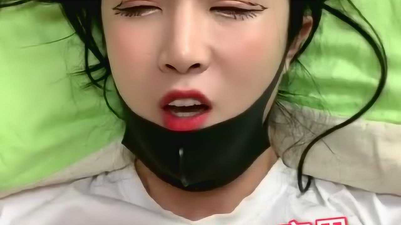 精神小妹去店里纹一字眉纹完之后惊呆了要带一帮徒弟一起来