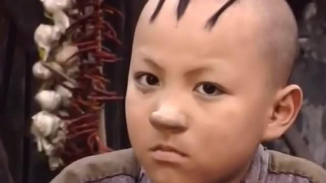 1996年孟智超版三毛流浪记头上三撮毛发造型太酷了鼻子是垫高的