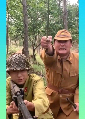 看一下电视剧上面日本鬼子是怎么打仗的