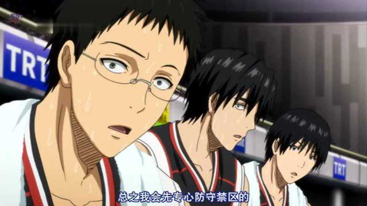 黑子的篮球进入zone模式的火神见面就赏了紫原一记火锅