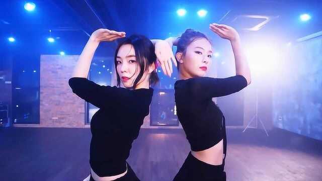 IRENE & SEULGI《Naughty》镜面练习室