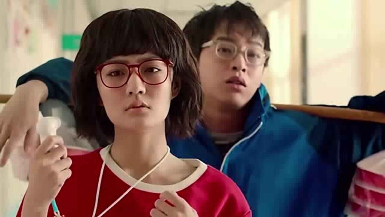 闪光少女徐璐组乐队帮自闭的樱仔赶走坏同学