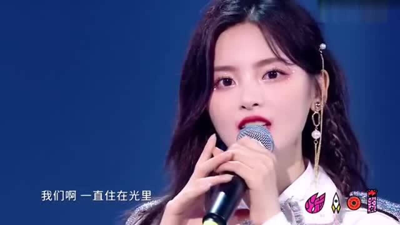 火箭少女101告别典礼合唱5452830唱着唱着都忍不住哭了起来