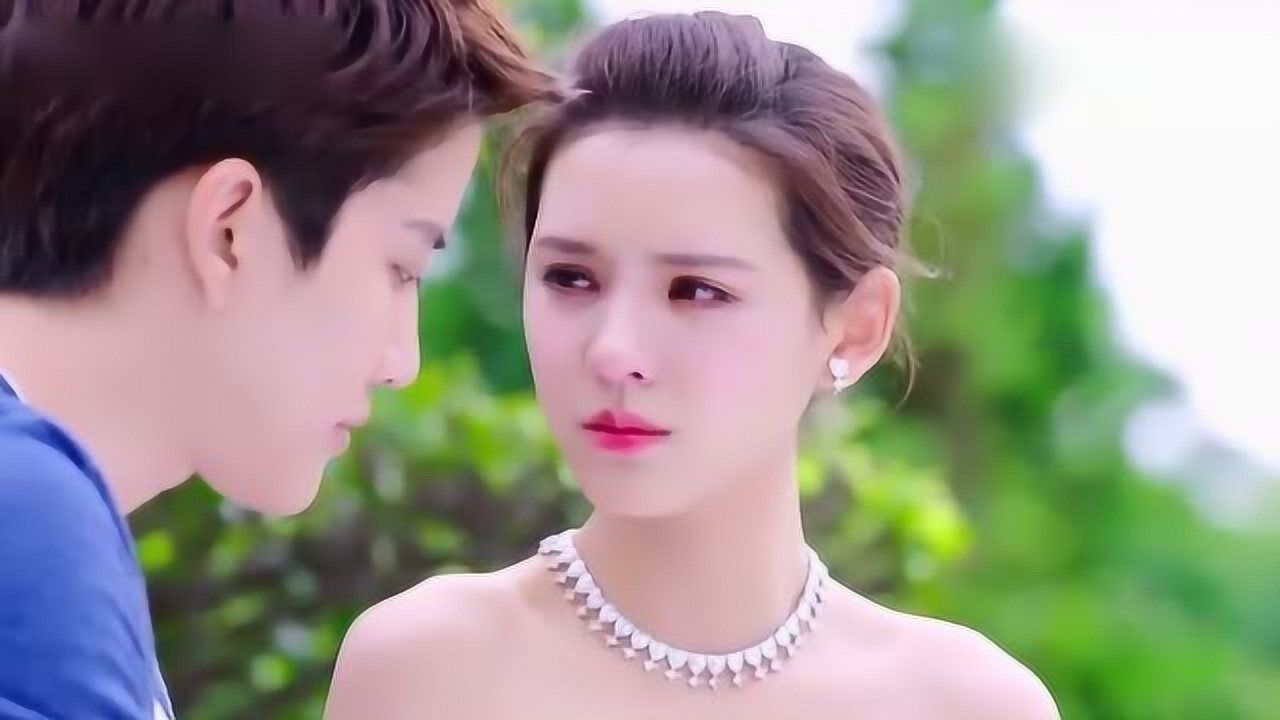 亲爱的公主病:公主最终还是选择了她的熊骑士,俩人幸福的走到一起