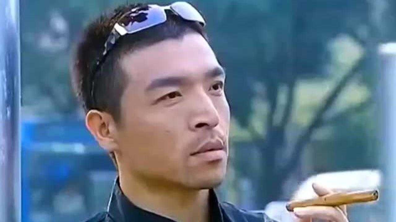 魔幻手机拥有绝对人格的王天霸