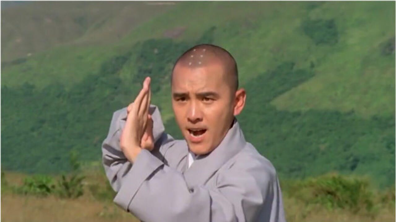 少林英雄榜:白眉会硬气功,至善发现胸口是他的命门,打败了白眉