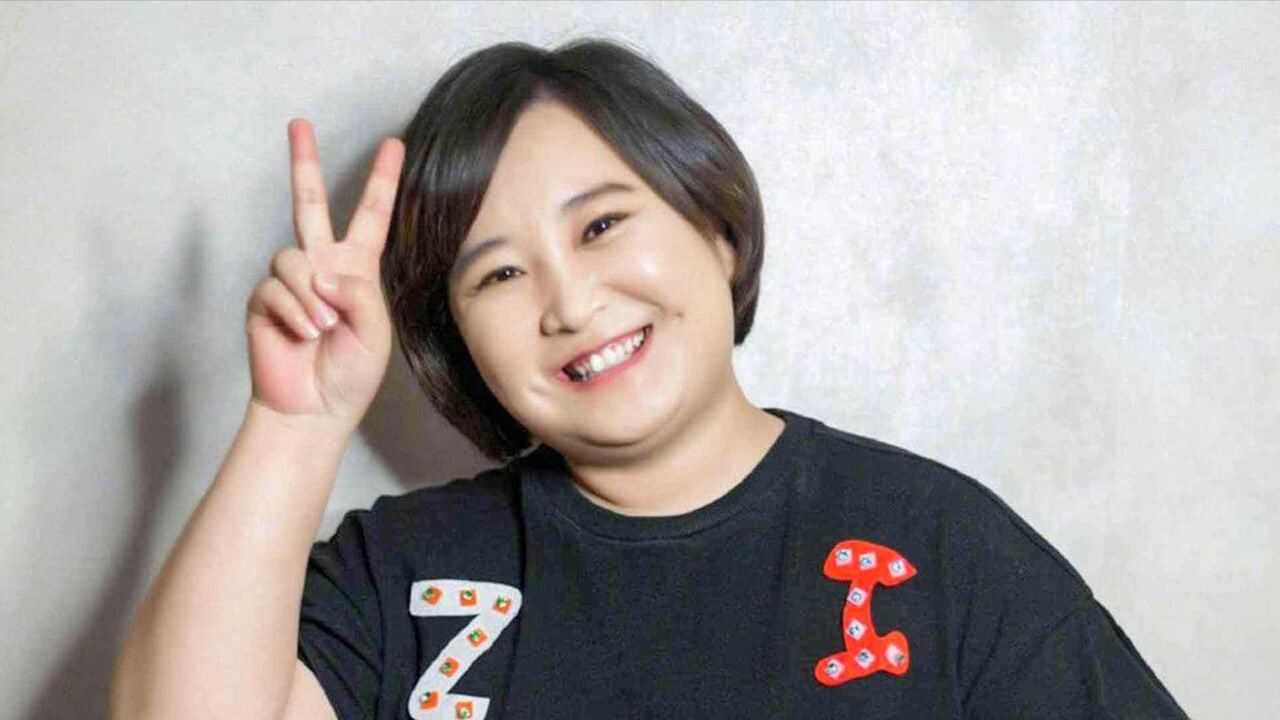 贾玲早期经典相声集锦,包袱张口就来,谢娜捧哏却完全跟不上节奏