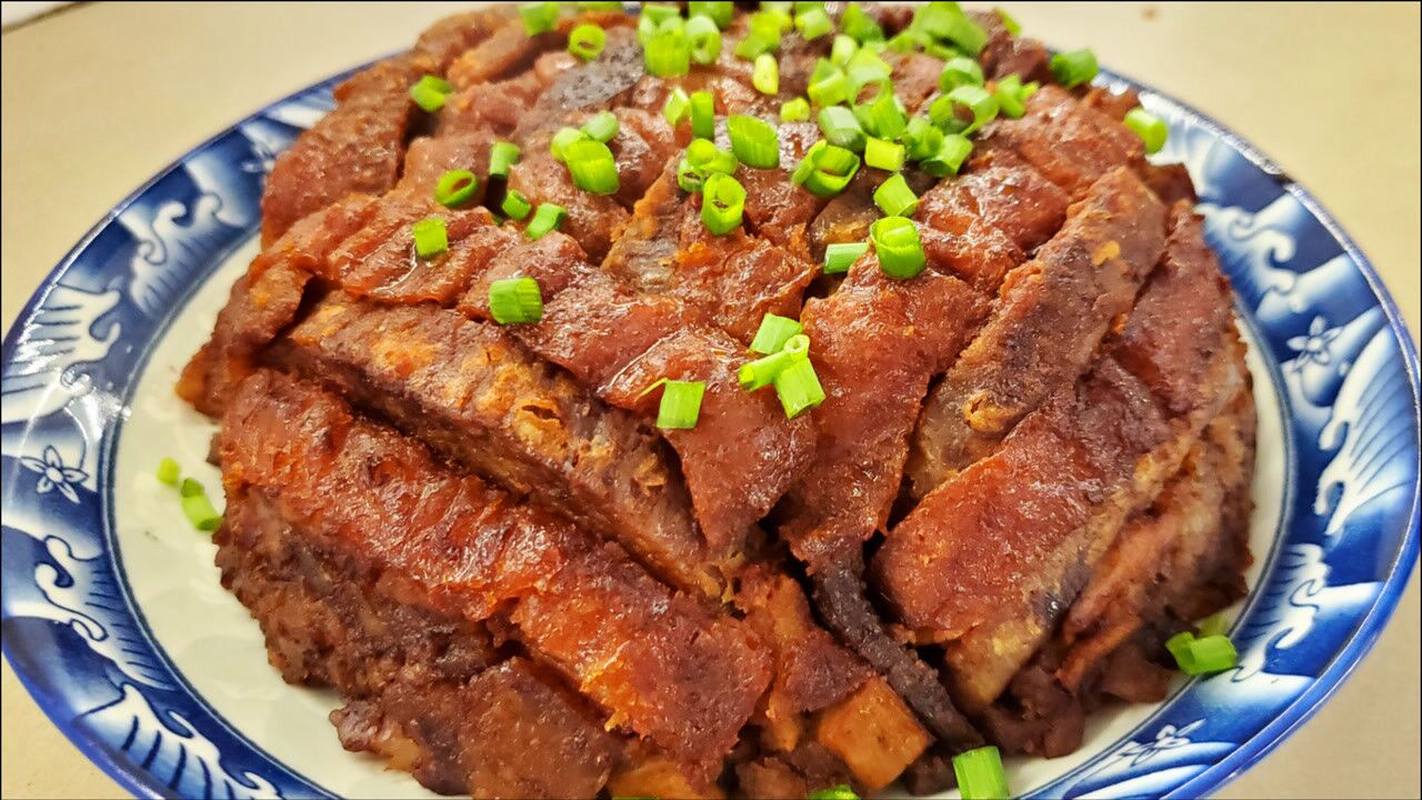 扣肉就服广西人的做法大块大块切香而不油腻实在太解馋了