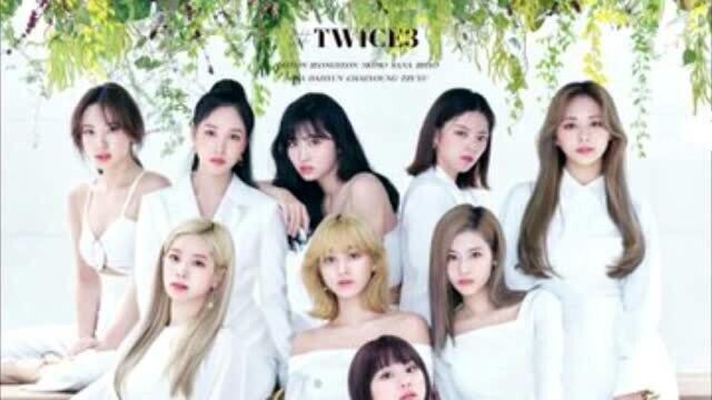 TWICE周子瑜被JYP差别对待,粉丝拿实锤上热搜要求回应诉求