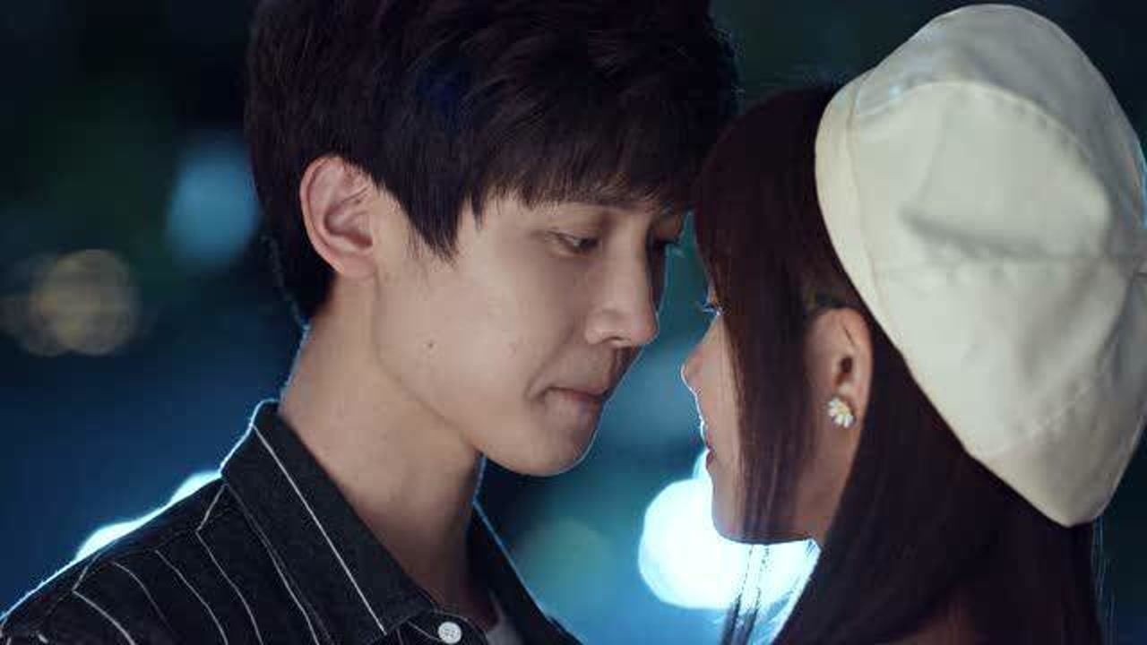 百岁之好一言为定陈亦川不敢亲吻顾晓曼不想顾晓曼直接壁咚强吻