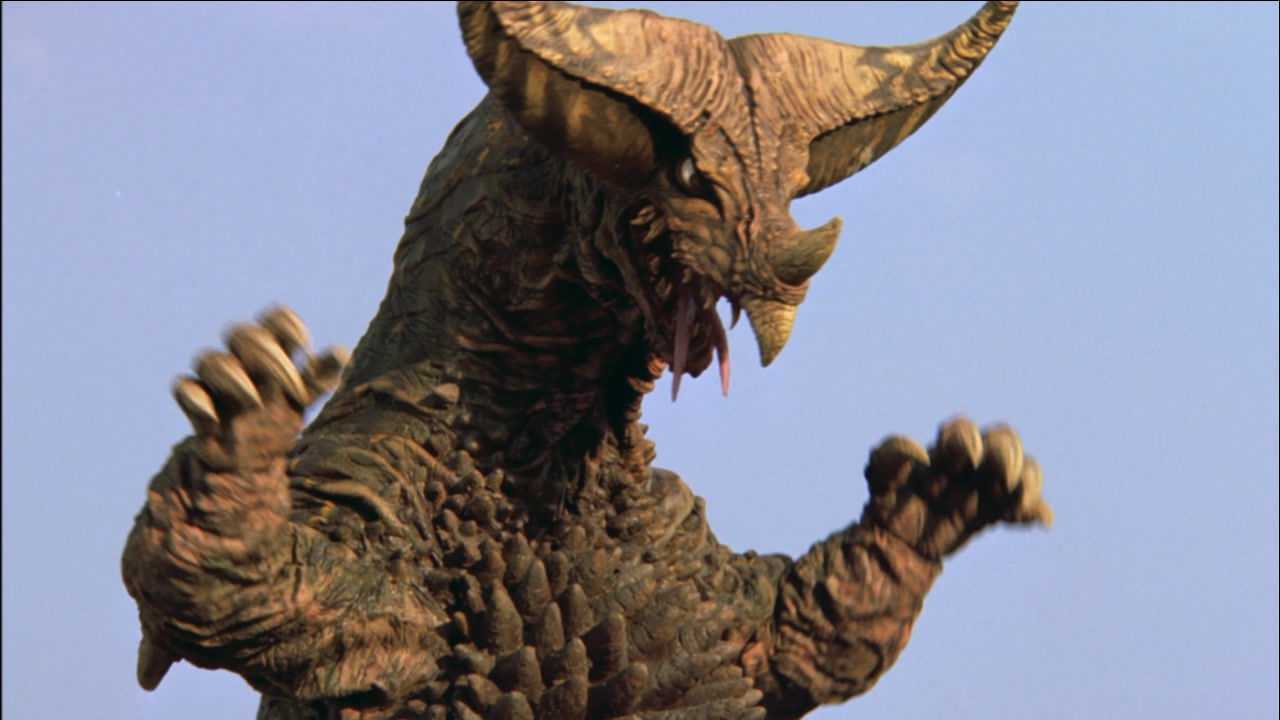 塞特说:长相凶悍却实力不济,三代哥莫拉的故事