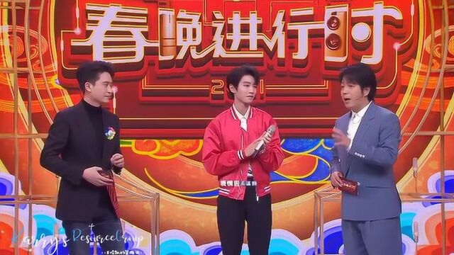 视频 | 王俊凯 春晚进行时 #王俊凯2021一往无前#210209 春晚进行时 王俊凯cut 视频一则 王俊凯春晚进行时:超萌表情包五连拍[打call]